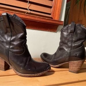 Vintage Frye Cowgirl style booties.